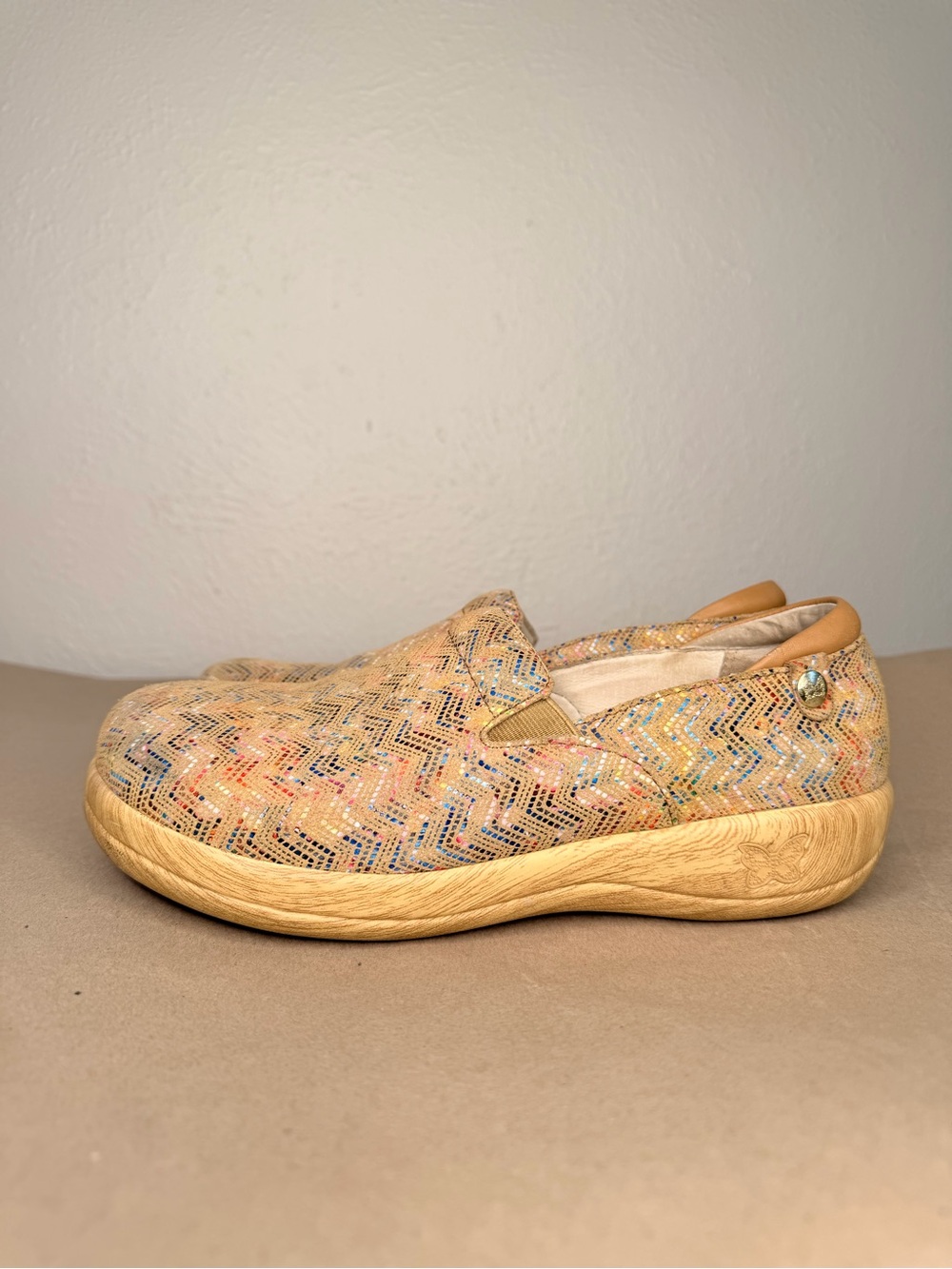 Alegria Keli Pro rick rack pattern metallic detail clogs